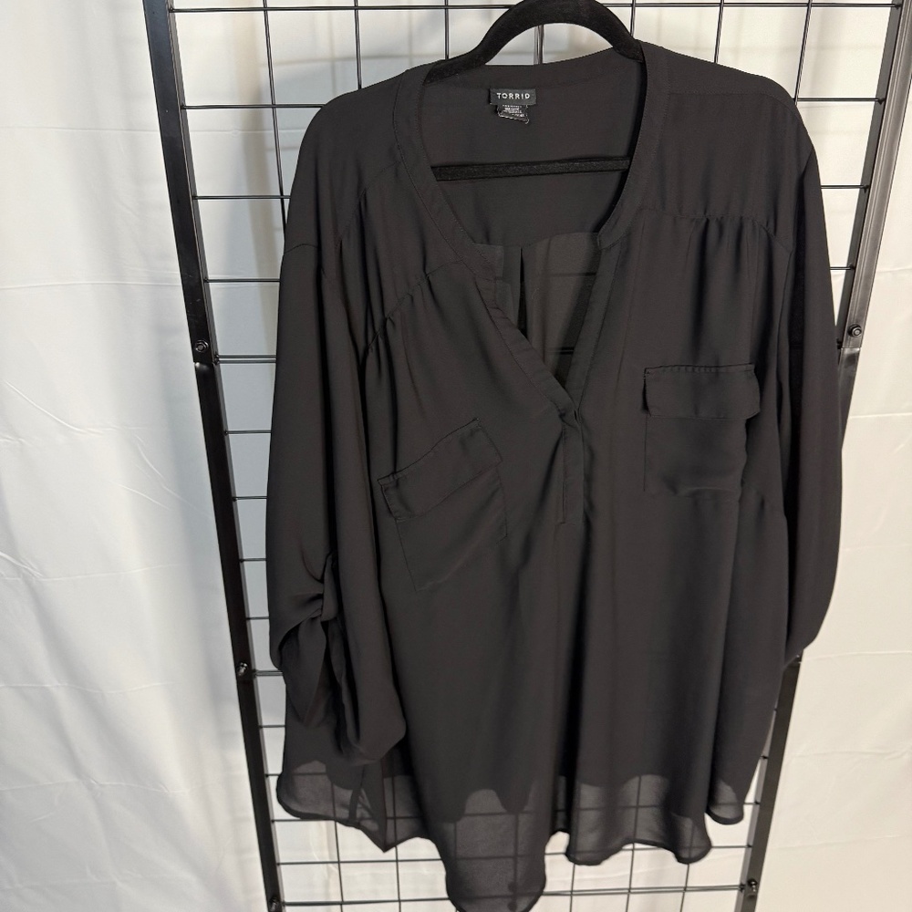 Torrid 6X Black 3/4 Sleeve Blouse